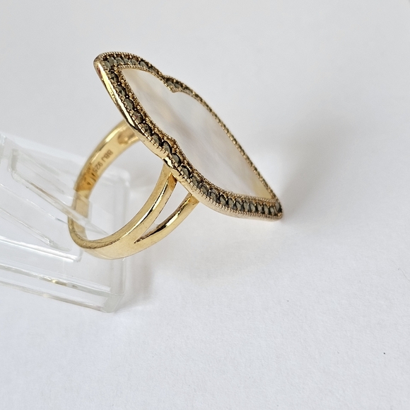 Vintage Style Mother of Pearl with Marcasites Ring 18k/925 Size 7! - Picture 11 of 14